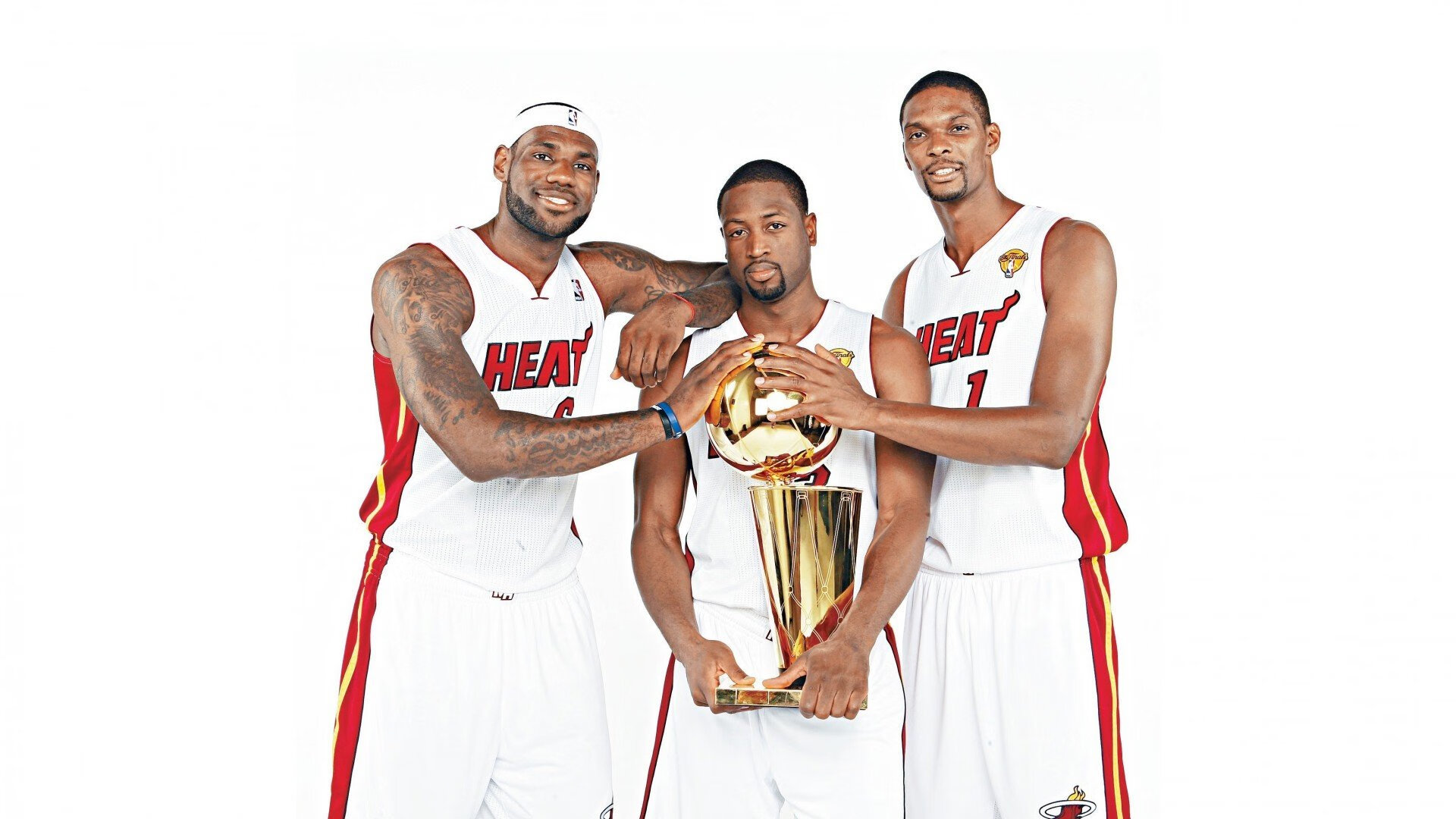 数据统计显示传球成功率提升得益于整体跑位更加合理,传球技术